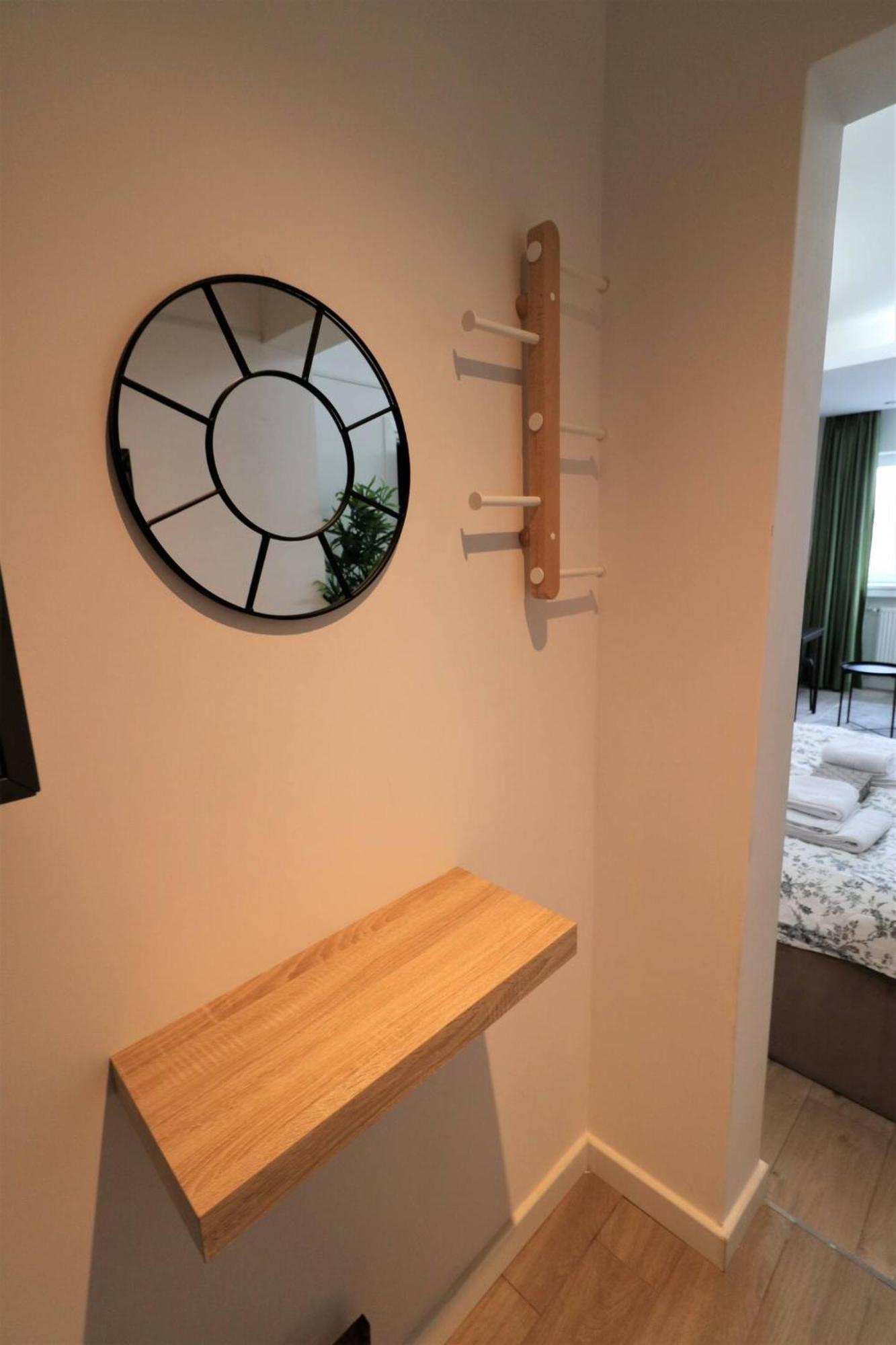 Charming City Center Apartment - Free Minibar Bucarest Esterno foto