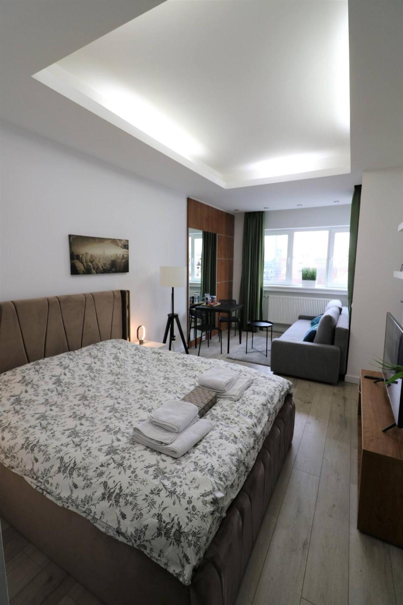 Charming City Center Apartment - Free Minibar Bucarest Esterno foto